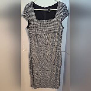 White House Black Market Monochrome Maxi Dress Instantly Slimming